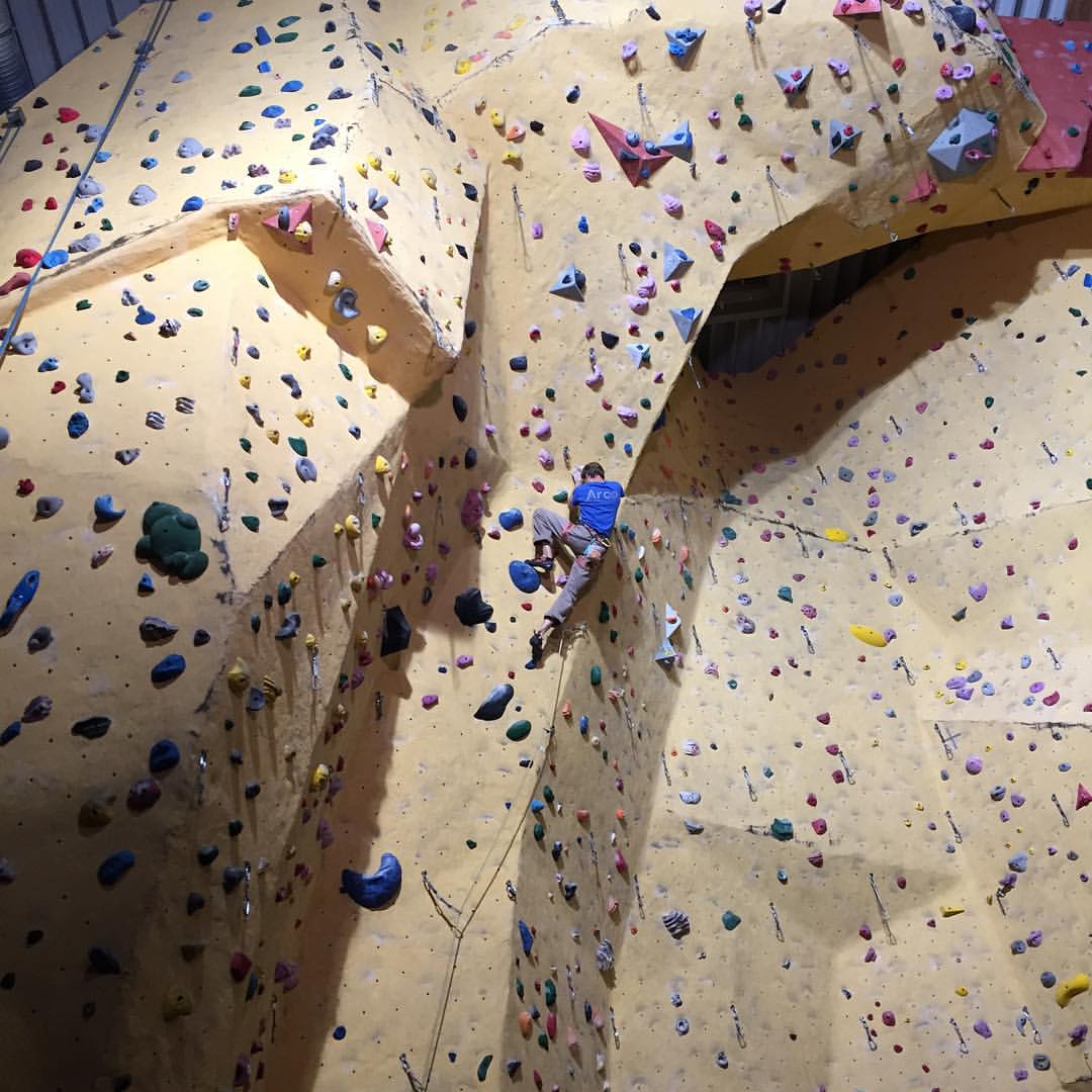 Kletterhalle - magic mountain Kletterhalle indoor Bereich - copyright magic mountain - Magic Mountain