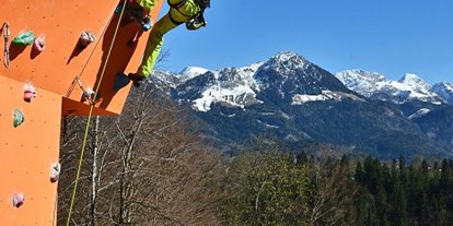 Klettern - eigener Boulder Bereich - Kletterhalle Berchtesgaden Outdoor Bereich, copyrightKletterhalle Berchtesgaden - Kletterhalle Berchtesgaden