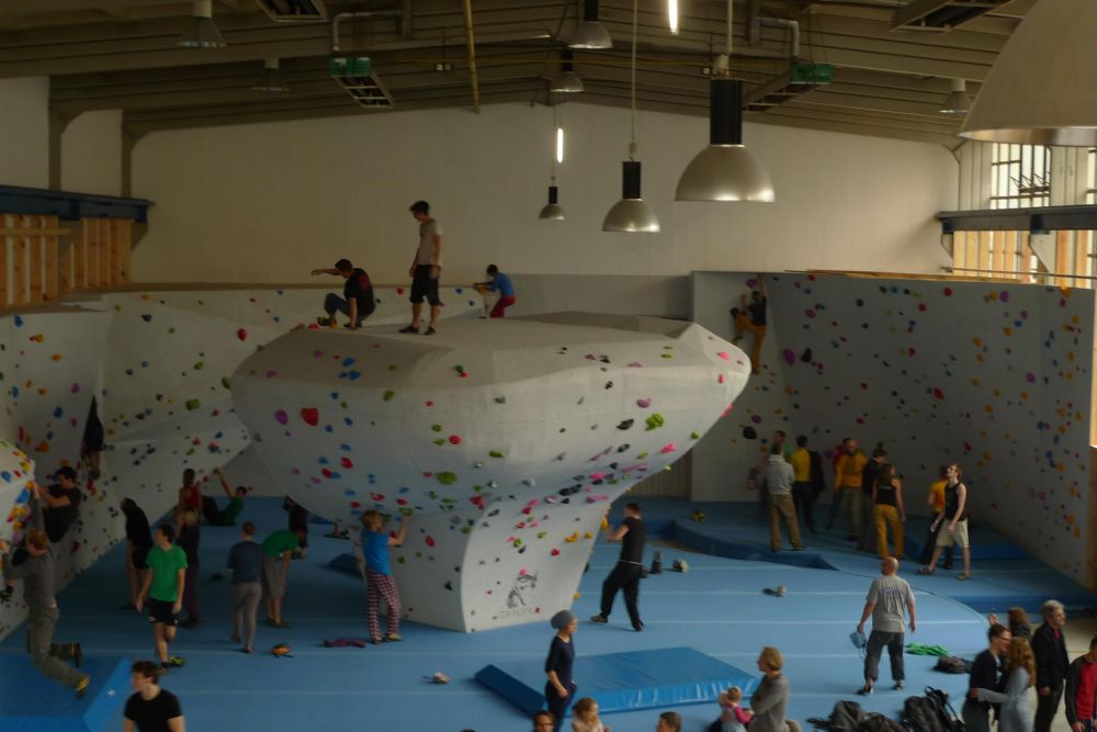 Kletterhalle - Berta Block Boulderhalle Indoor - Berta Block