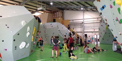 Klettern - Fitness - Hessen Süd - GRAVITY  Boulderhalle