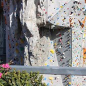 Kletterhalle: DAV Kletter- und Boulderzentrum Gilching Outdoor - DAV Kletter- und Boulderzentrum Gilching