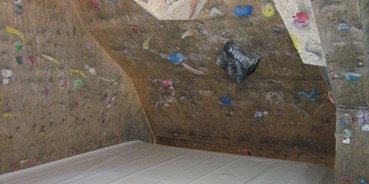 Klettern - Fitness - Region Augsburg - Kletteranlage Indoor - DAV Kletterhalle