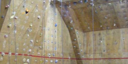 Klettern - Verleih Equipment - Gangkofen - Kletterhalle indoor - Dav Kletterhalle Gangkofen