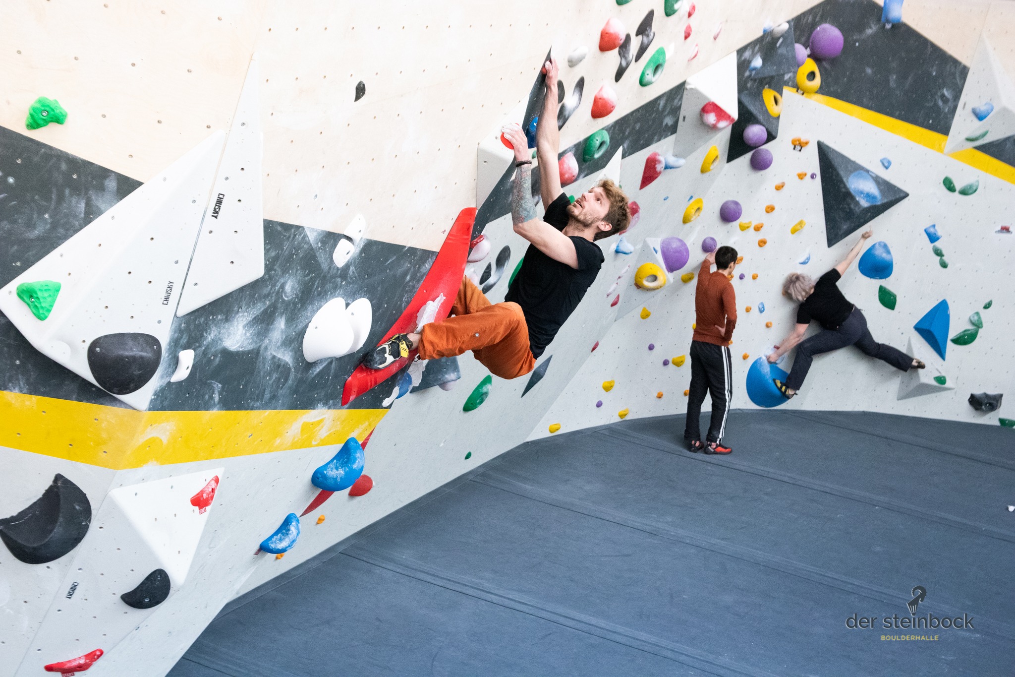 Klettern - Indoor Bereich - der steinbock Boulderhalle Nürnberg