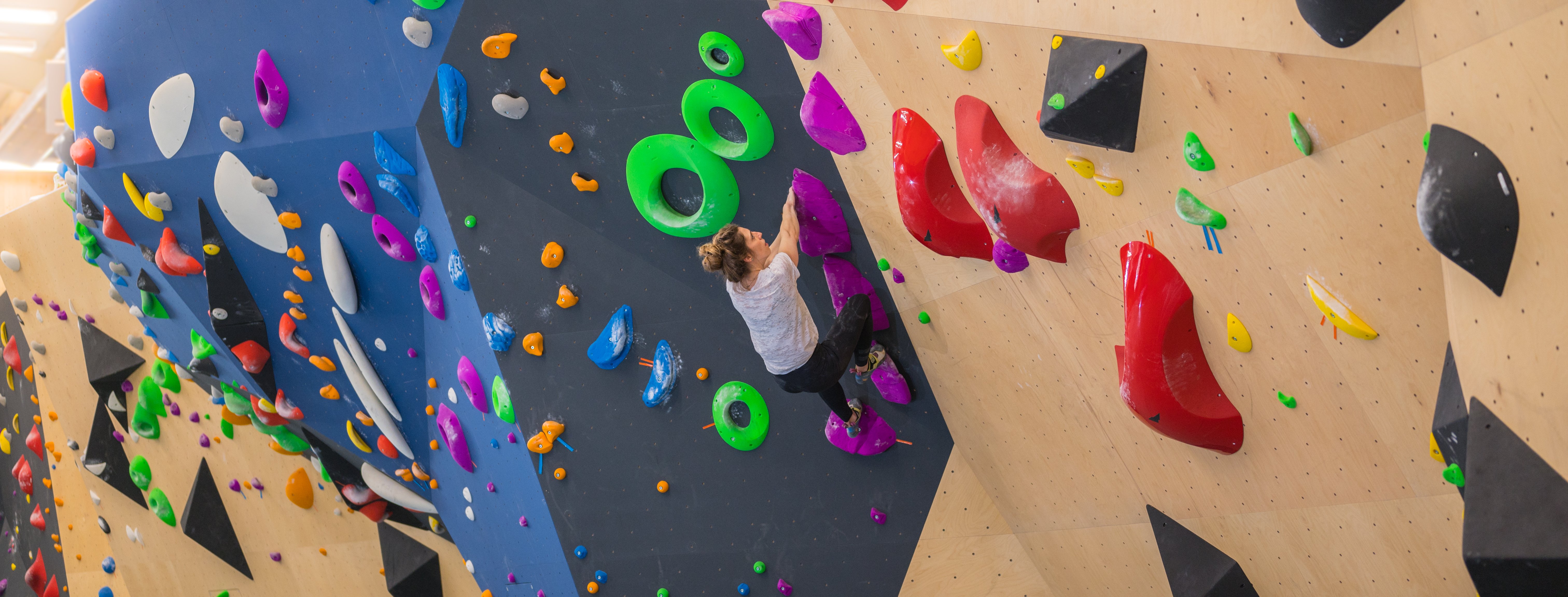 Klettern - Indoor Bereich - Deutschland - verschiedene Routen, für jedes Level was dabei - GriffKiste Boulderhalle