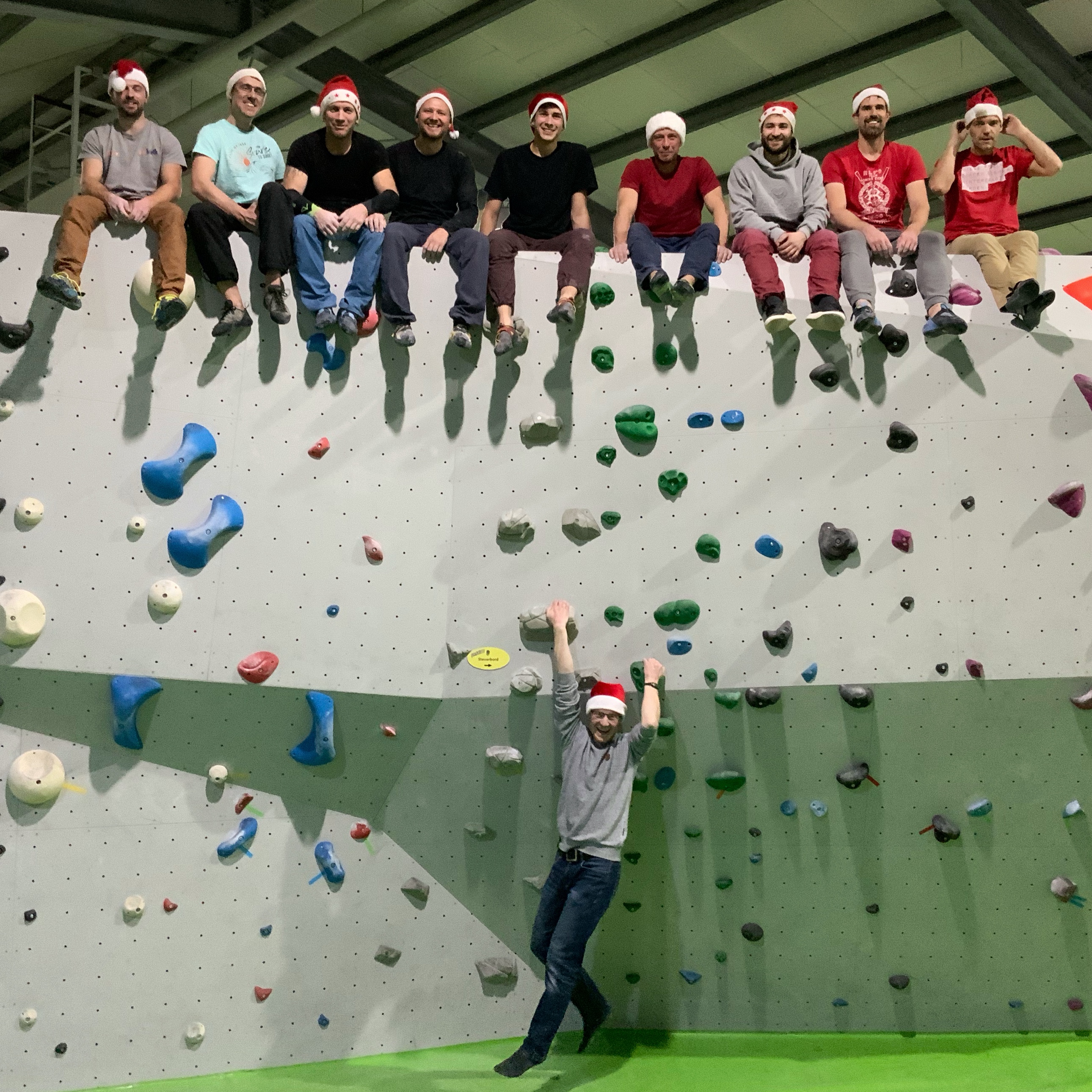 Kletterhalle: „Tisch Neumann“ Truppe - GRAVITY Boulderhalle